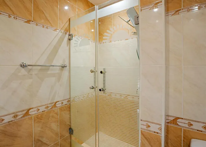 Gravity Premium Suite, Full Access, Just For Foreigners * الغردقة